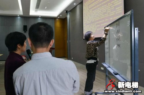 不忘初心，砥砺前行——巨人集团党委召开换届选举大会(图10)