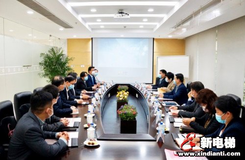 永大电梯助力上海市松江区共创旧楼加装电梯新篇章(图1) 永大电梯助力上海市松江区共创旧楼加装电梯新篇章(图1)