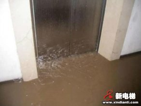 夏季暴雨太任性，电梯安全需注意