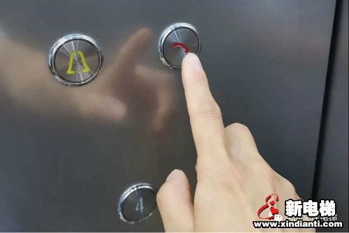 “西安母女被困电梯4天3夜喝尿求生” 莱茵艾佳别墅梯一键呼救功能安全解救方案(图2)