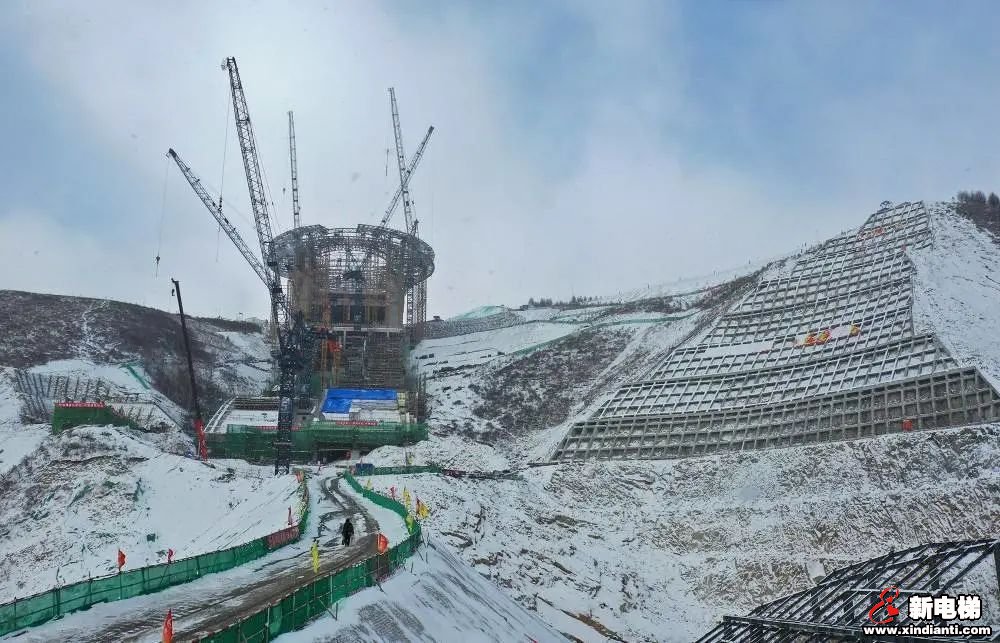 挑战极限！莱茵斜行电梯入驻国家跳台滑雪中心(图5)