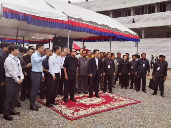 康力电梯服务中国援柬埔寨国家体育场(图4)