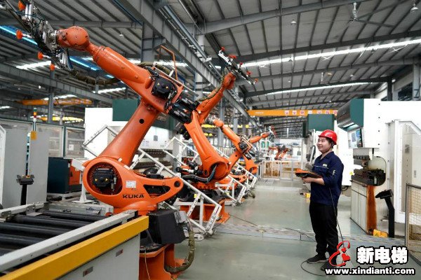 恒达富士电梯喜获2020年度全国政府采购电梯十佳供应商殊荣(图3)