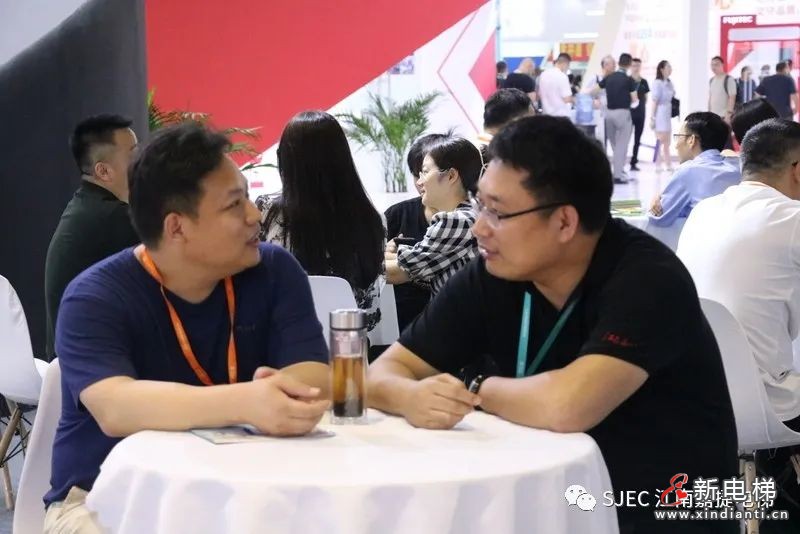 以匠心致敬匠品，江南嘉捷电梯亮相第十五届中国国际电梯展览会！(图12)