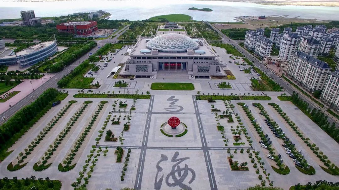 森赫为乌海产业园生活配套服务区提供一站式解决方案，让人才温暖归巢