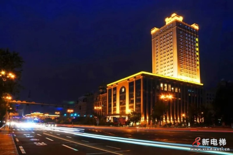 冰城旧梯焕新 迎送更添温馨 | 巨龙电梯更新改造项目(图2)