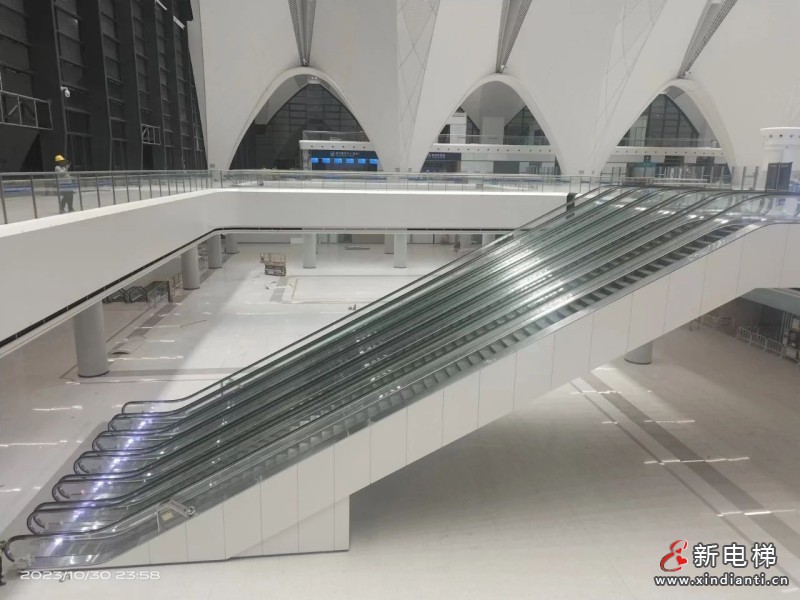 奋斗英雄城 共创南昌东——远大博林特111台电梯助力南昌东站正式开通(图3)