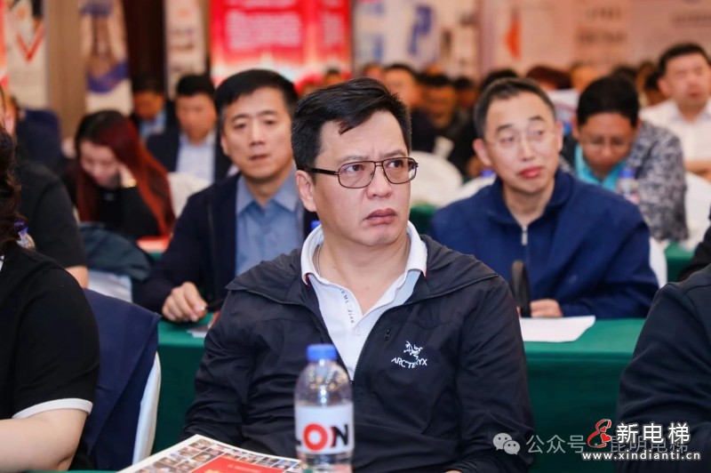 昆明电梯行业协会参加2023－2024年度新电梯网络全球电梯品牌影响力颁奖盛典，并赴山西太原特种设备交流座谈(图3)