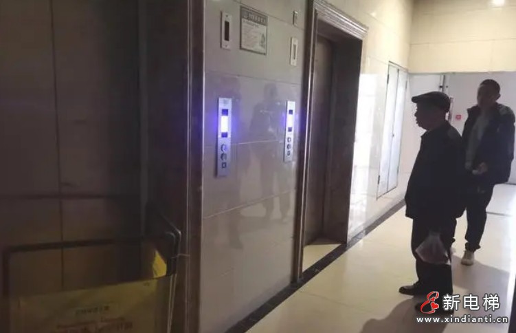四川内江：开发商未缴维修基金 电梯停运上百住户受影响 房管部门正协调