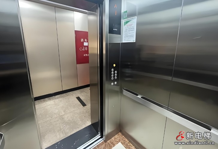 江苏省南通市崇川区首批3台老旧电梯成功焕新，为居民带来全新的出行体验