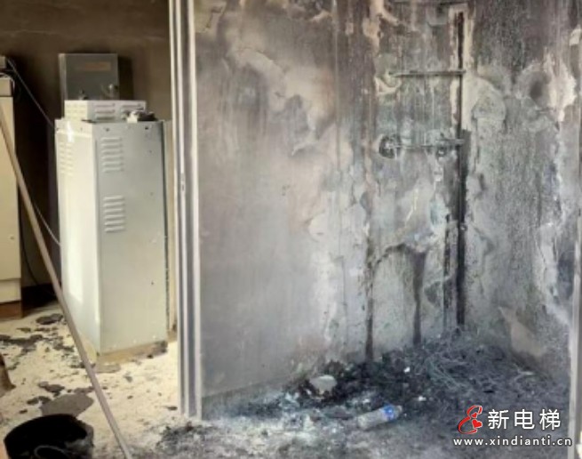 北京一小区施工人员在更换电梯切割作业时机房‌‌起火被罚‌