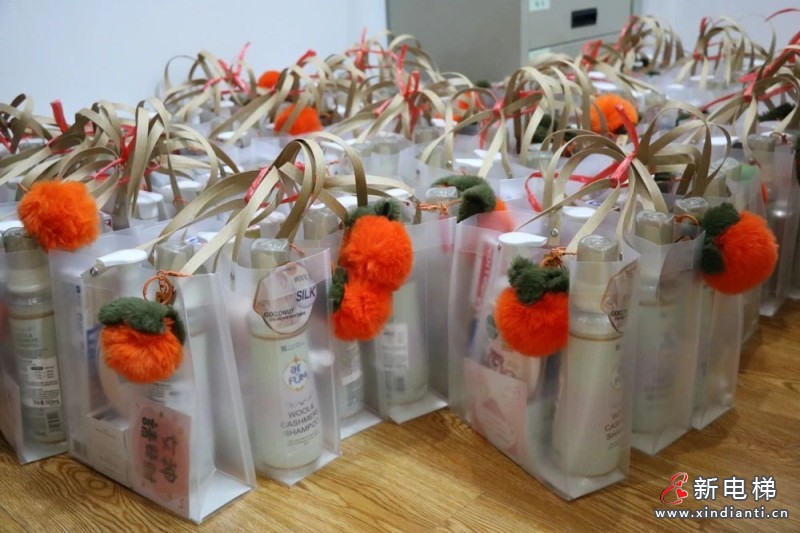 花开江南，芳华绽放︱江南嘉捷关爱女职工活动温暖起航，祝所有女神：节日快乐！