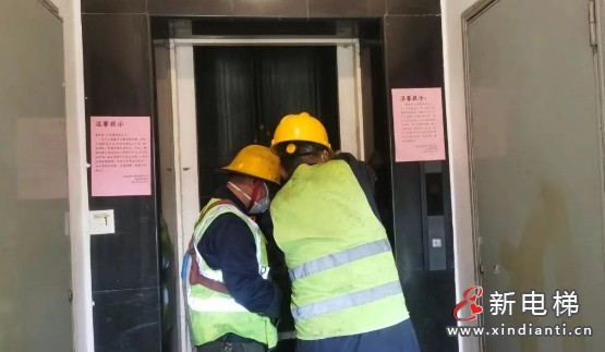 上海松江 居民们不用出一分钱 小区10台“高龄”电梯启动更新