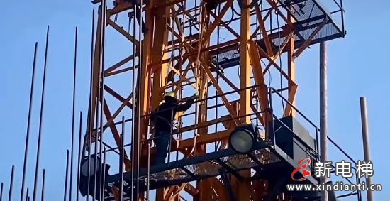 四川成都一在建工地塔吊拆除坍塌致5死 涉事企业曾因安全隐患被通报