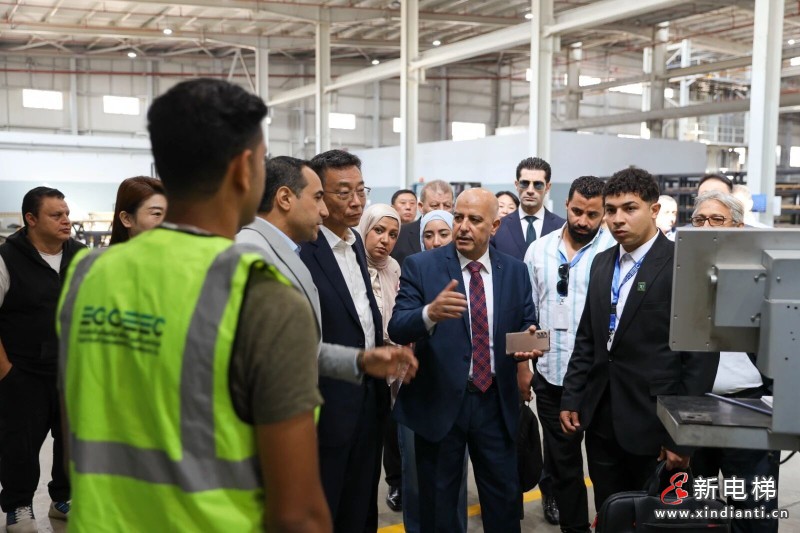 家乡的骄傲，世界的舞台：吕志成市长莅临远大智能埃及合作工厂，点赞中埃国际化合作成果(图2)