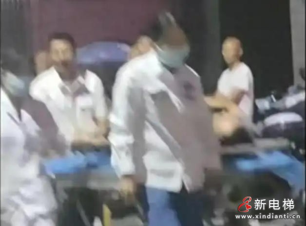 四川西昌安置小区电梯钢丝绳锈蚀导致急速下降 两部电梯均停运维修