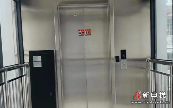 从“悬梯”到“稳梯”：上海嘉定镇街道国债政策让居民“步步安心”