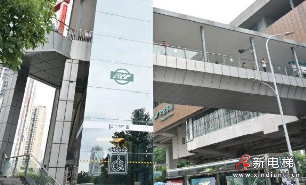  重庆轨道交通2、3号线新添24台无障碍垂直电梯