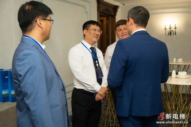 就要给你惊喜|远大博林特俄罗斯车里雅宾斯克专场推介会圆满落幕,以安全智造守护民生出行(图3) 就要给你惊喜|远大博林特俄罗斯车里雅宾斯克专场推介会圆满落幕,以安全智造守护民生出行(图3)