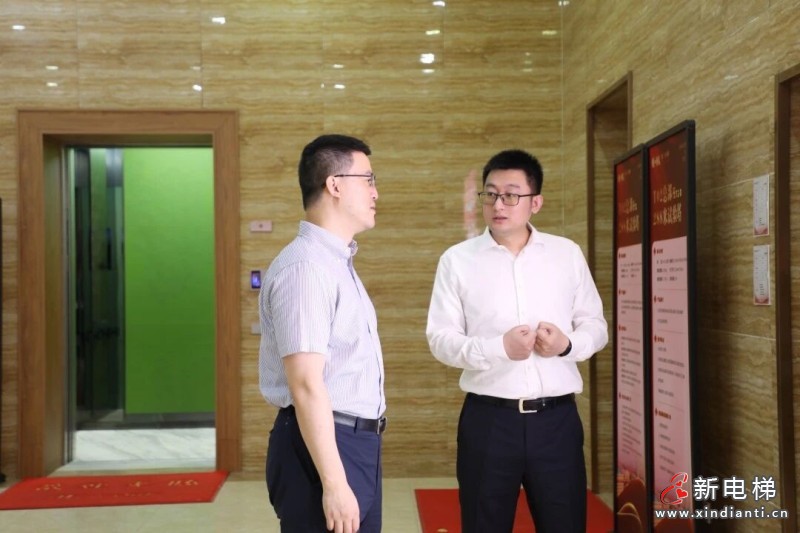 吴江区委副书记、区长曹晔调研康力电梯(图3) 吴江区委副书记、区长曹晔调研康力电梯(图3)