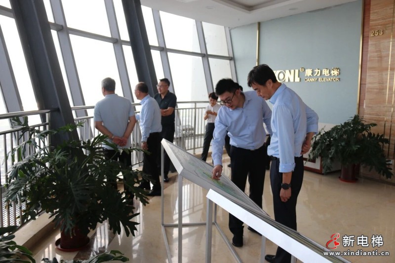 中国电梯协会李军会长一行莅临康力电梯(图4) 中国电梯协会李军会长一行莅临康力电梯(图4)