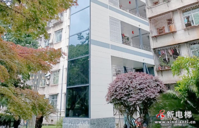 湖南吉首一老旧小区两年加装24台电梯 成湘西州规模化加梯样本